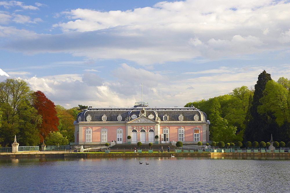 spring, Schloss Benrath (castle) in Duesseldorf-Benrath, Rhineland, North Rhine-Westphalia, Germany, Europe