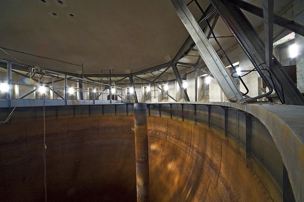 Water tower, water conatiner, rusty, Charlottenburg, Berlin