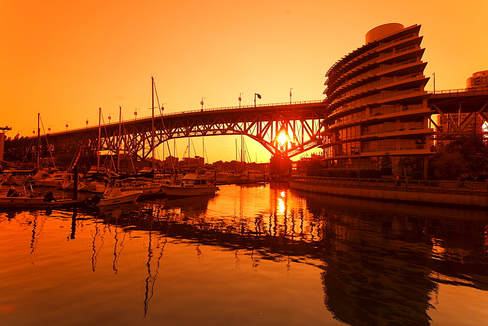 Sunset at False Creek, Burrard Bridge, Vancouver City, Canada, North America