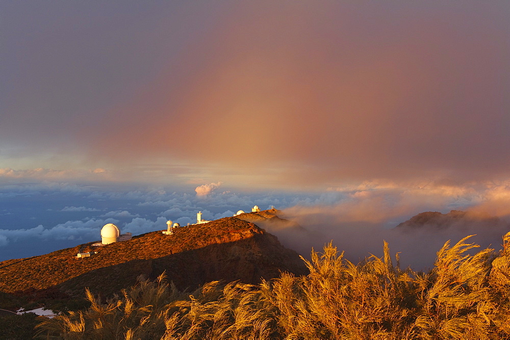 Observatorio Astrofisico, astronomy, astrophysics, observatory, cupolas, Roque de los Muchachos, Caldera de Taburiente, national parc, Parque Nacional Caldera de Taburiente, natural preserve, UNESCO Biosphere Reserve, La Palma, Canary Islands, Spain, Europe