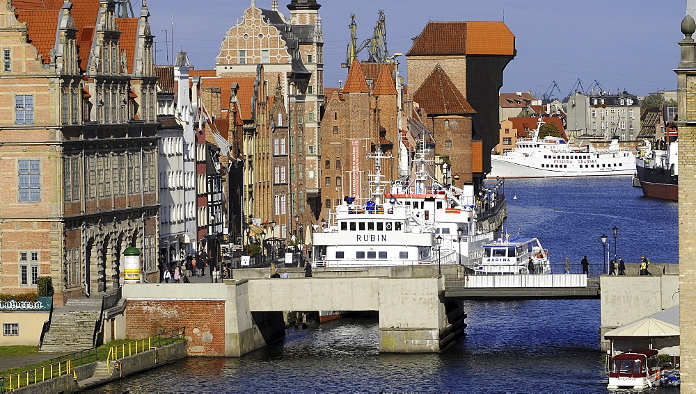 View at long bridge and Mottlau river, Rechtstadt, Gdansk, Poland, Europe