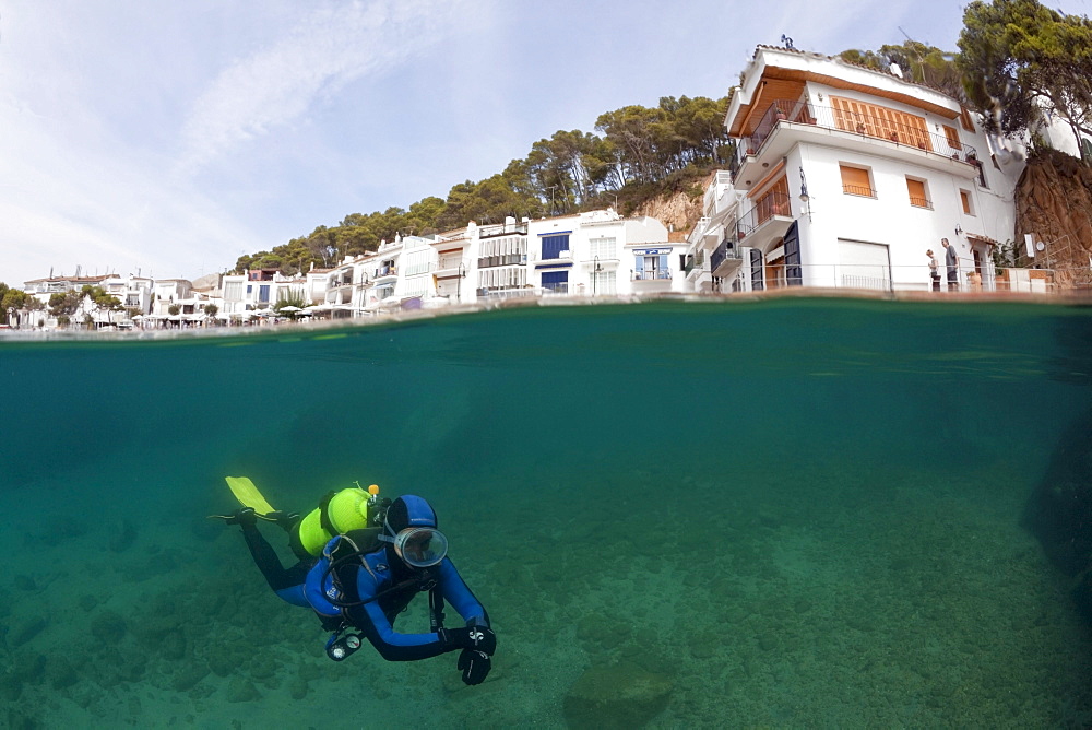 Scuba Diving in Tamariu, Tamariu, Costa Brava, Mediterranean Sea, Spain