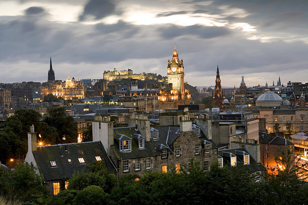 View from Calton Hill towards Edinburgh Castle, Clock tower is the Balmoral Hotel, Edinburgh, Scotland, Europe