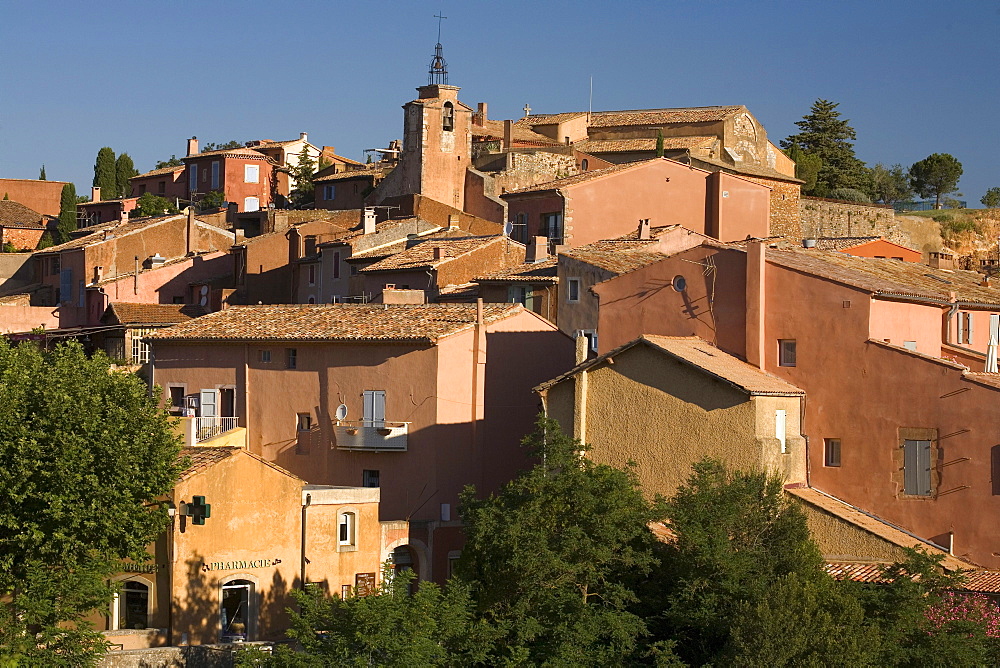 The village Roussillon, Vaucluse, Provence, France