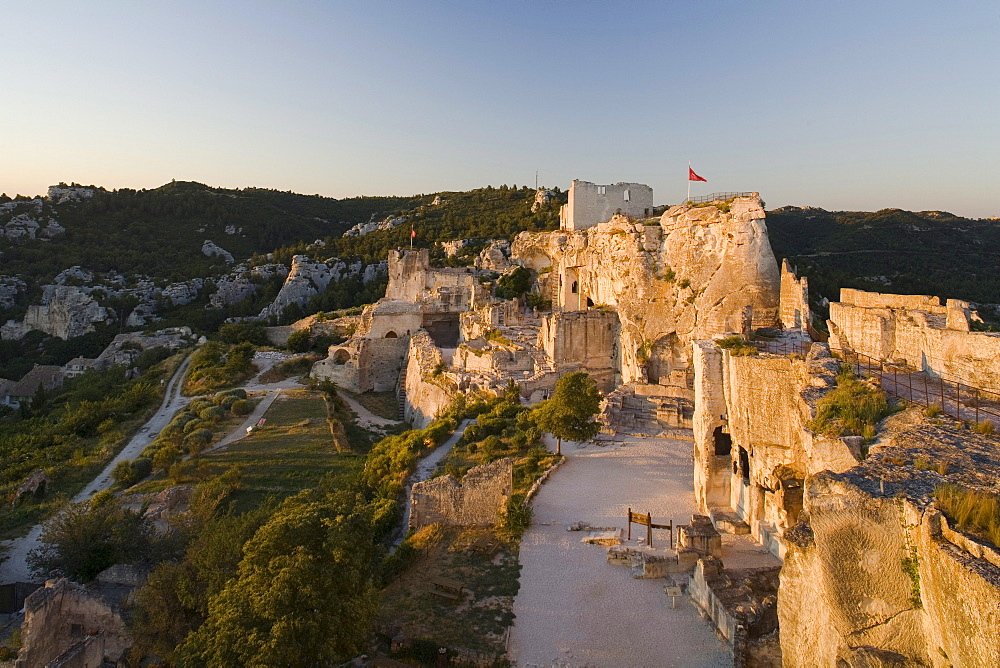 The rock fortress in the evening light, Les-Baux-de-Provence, Vaucluse, Provence, France