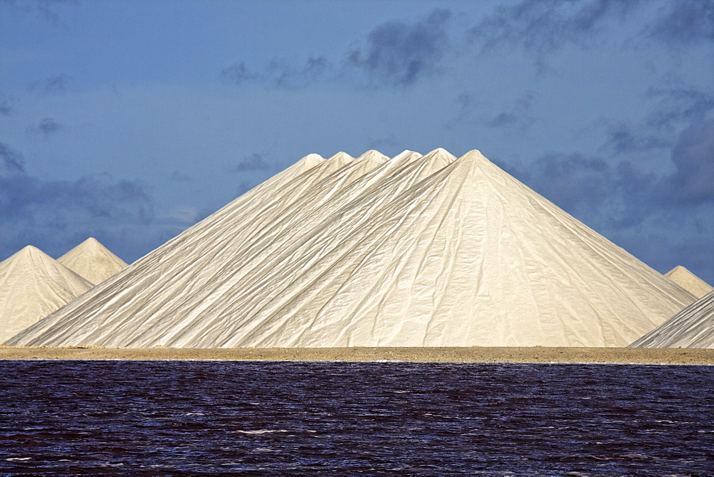 West Indies, Bonaire, Salt pans, Sea salt mine of Pekelmeer