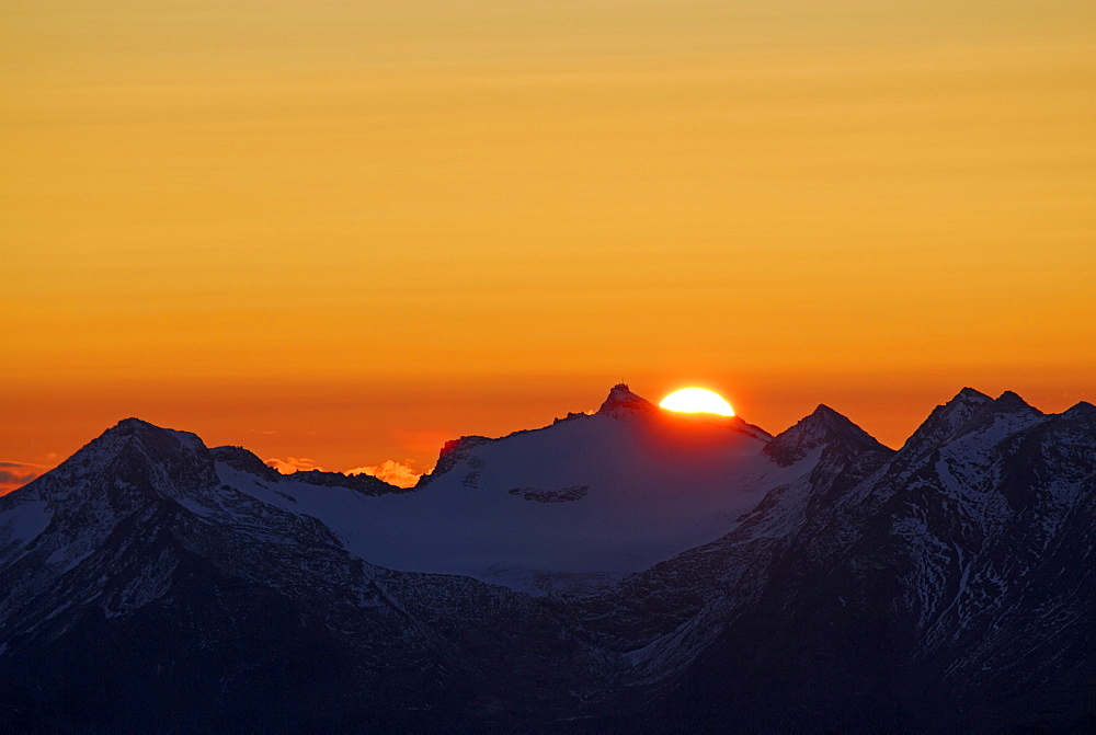 sunrise above Sonnblick, Hohe Tauern range, National Park Hohe Tauern, Carinthia, Austria