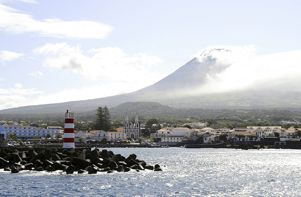 Madalena with Pico Vulcano in the background, Island of Pico, Azores, Portugal