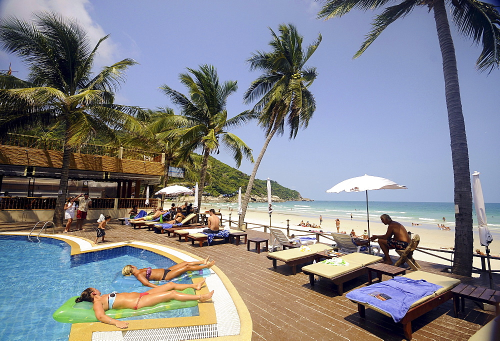 P.Bay Shore Resort at Ao Hat Rin Beach, Ko Phangan, Thailand