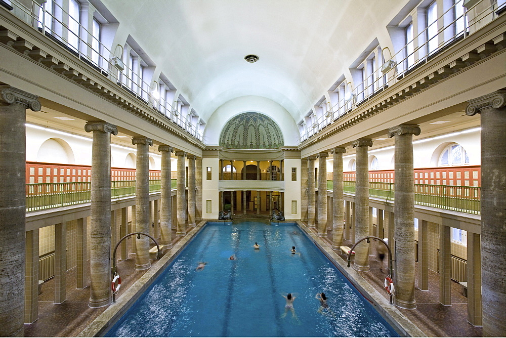 Stadtbad Neukoelln, opened in 1914, Roman style baths, Berlin