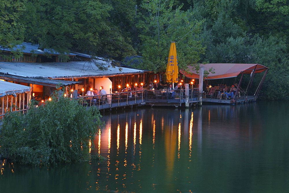 open air dining on Flutgraben, Kreuzberg, Treptow, Berlin