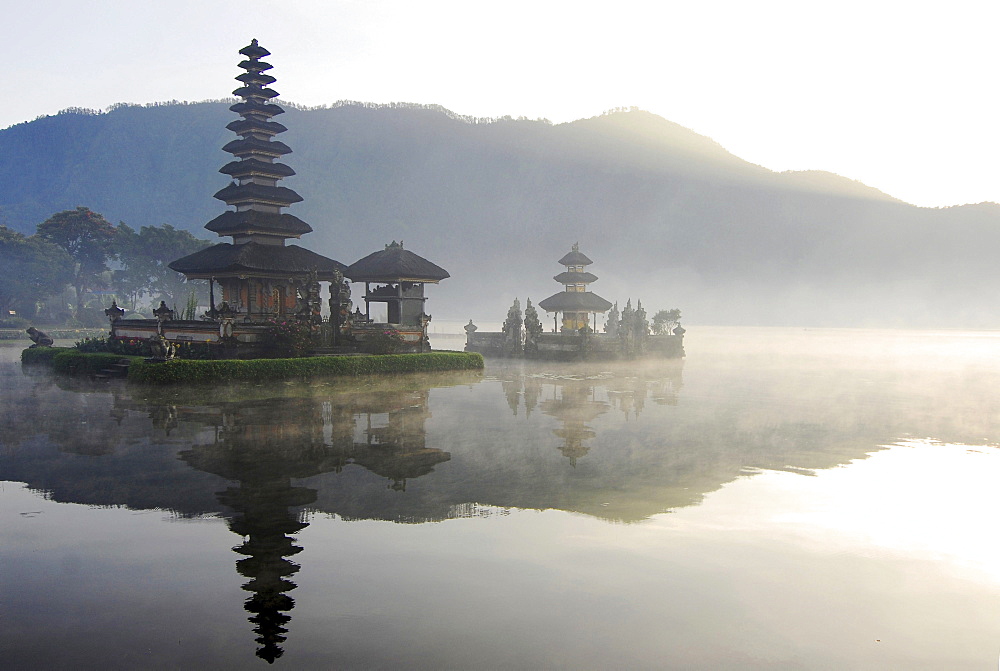 Ulu Watu Danu Bratan, temple on an island at Bratan lake, Bali, Indonesia, Asia