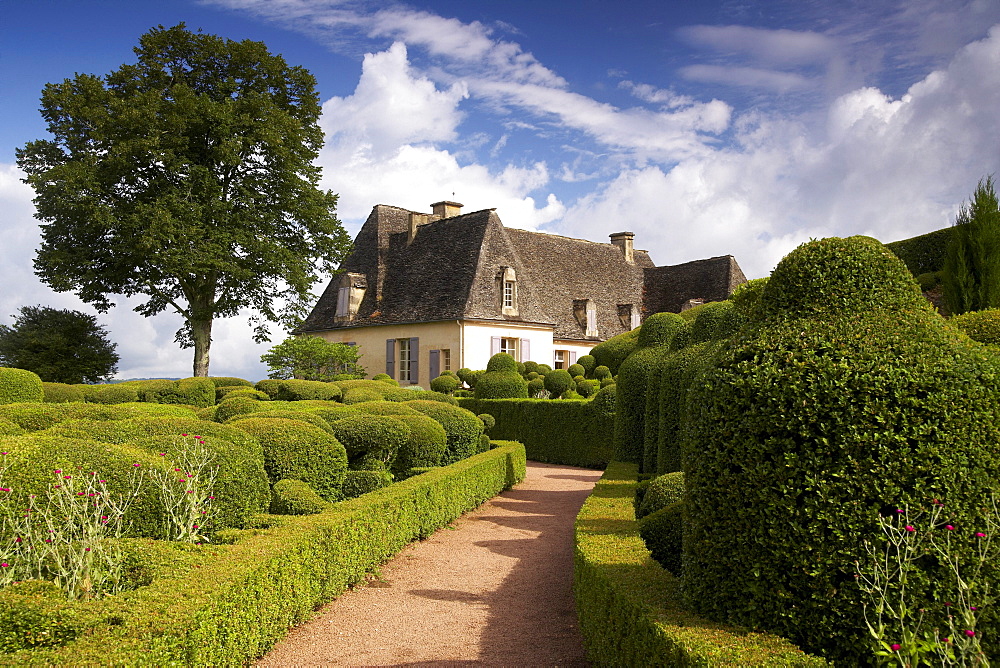 Les Jardins de Marqueyssac, near Beynac, The wy of St. James, Road to Santiago, Chemins de Saint-Jacques, Via Lemovicensis, Beynac, Dept. Dordogne, RâˆšÃ‰Â¬Â©gion Aquitaine, France, Europe