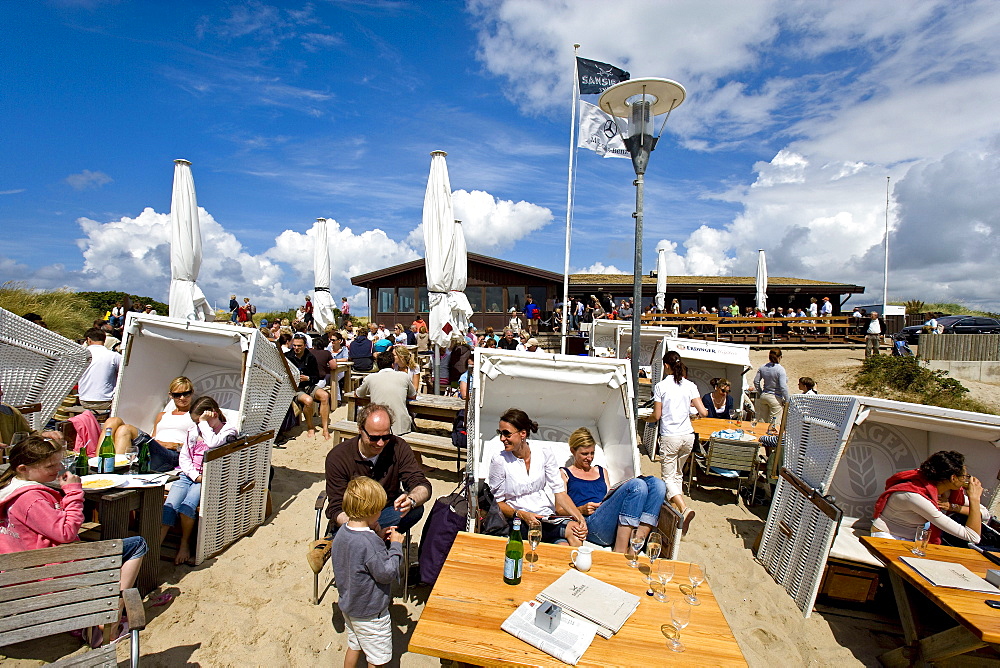 Beach bar with beach chairs, Rantum, Sylt Island, Schleswig-Holstein, Germany