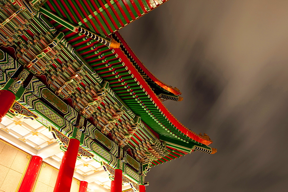 Roof of the taiwanese National Theatre at night, Taipei, Taiwan, Asia