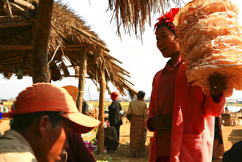 People from Pa-O mountain tribe on the market at the Inle Lake, Taung Tho Kyaung, Inle Lake, Shan State, Myanmar, Burma, Asia