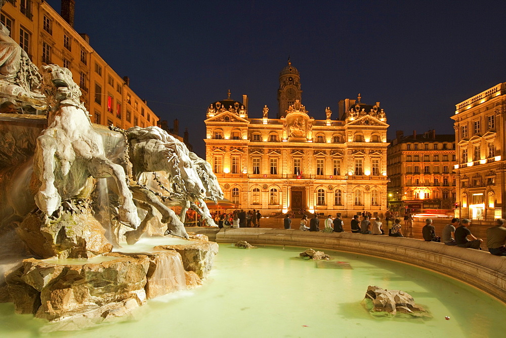 Horse fountain at Place des Terreaux, background Hotel de Ville, Lyon, Rhone Alps, France