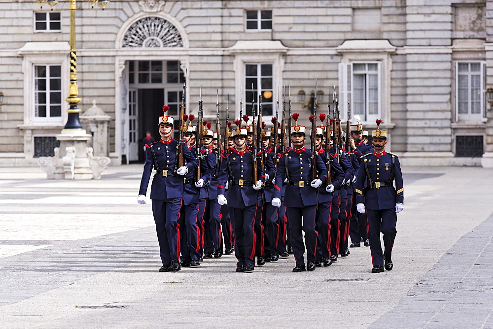 Palace guards, Palacio Real de Madrid, the biggest palace in Europe, Madrid, Spain