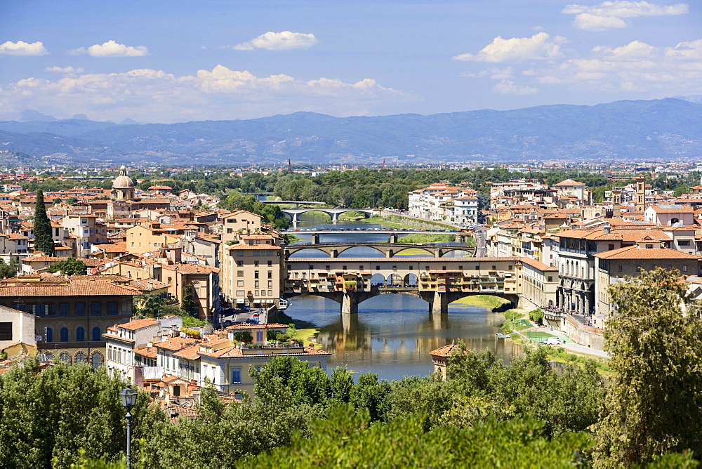 River Arno and Ponte Vecchio, Florence, Tuscany, Italy