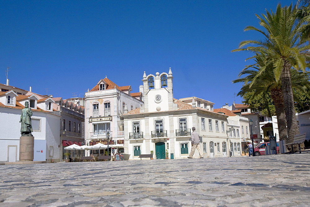 Praca 5 de Outubro in Cascais near Lisbon, Portugal