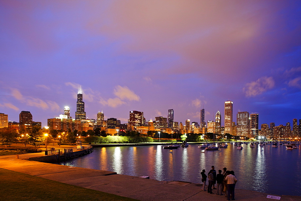 Lake Michigan and Chicago skyline seen from Shedd Aquarium, Chicago, Illinois, USA