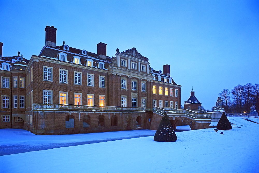 Nordkirchen moated castle, Muensterland, North Rhine-Westphalia, Germany