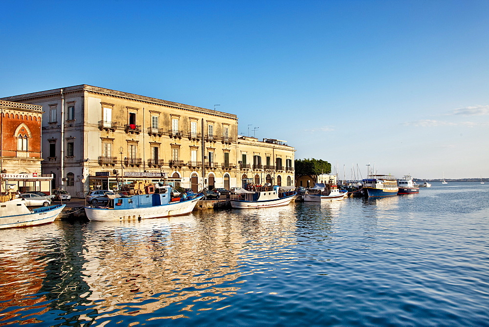 Old harbour, Ortigia, Syracuse, Sicily, Italy