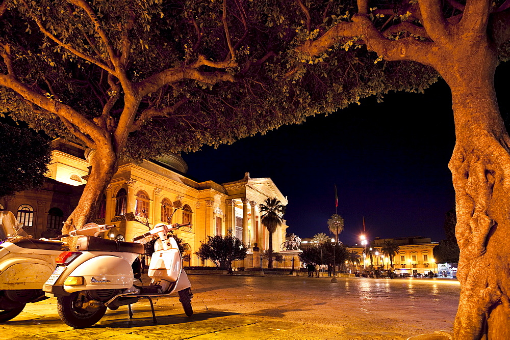 Theater, Teatro Massimo, Palermo, Sicily, Italy