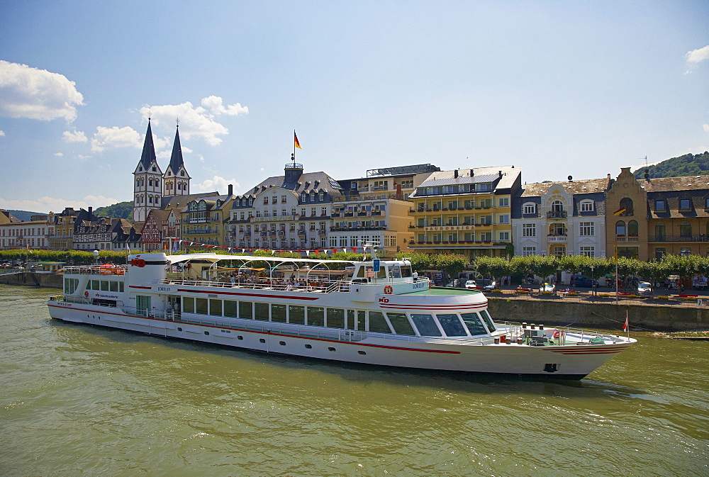 Boppard, Shipping on the river Rhine, Koeln-Duesseldorfer, Mittelrhein, Rhineland-Palatinate, Germany, Europe