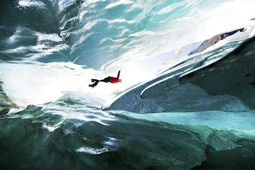 Man ice climbing, Pasterze Glacier, Grossglockner, Carinthia, Austria