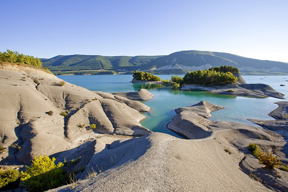 Yesa dam, Reservior, Embalse de Yesa, Rio Aragon, Camino Aragones, Camino Frances, Way of St. James, Camino de Santiago, pilgrims way, UNESCO World Heritage, European Cultural Route, province of Saragossa, province of Zaragoza, Aragon, Northern Spain, Spain, Europe