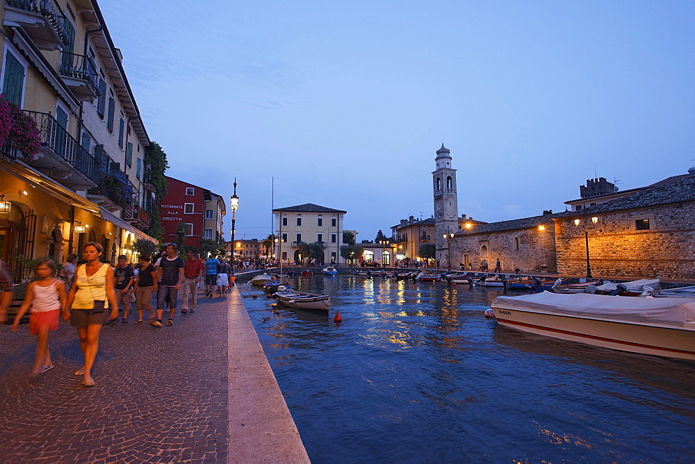 Promenade, Lazise, Lake Garda, Veneto, Italy