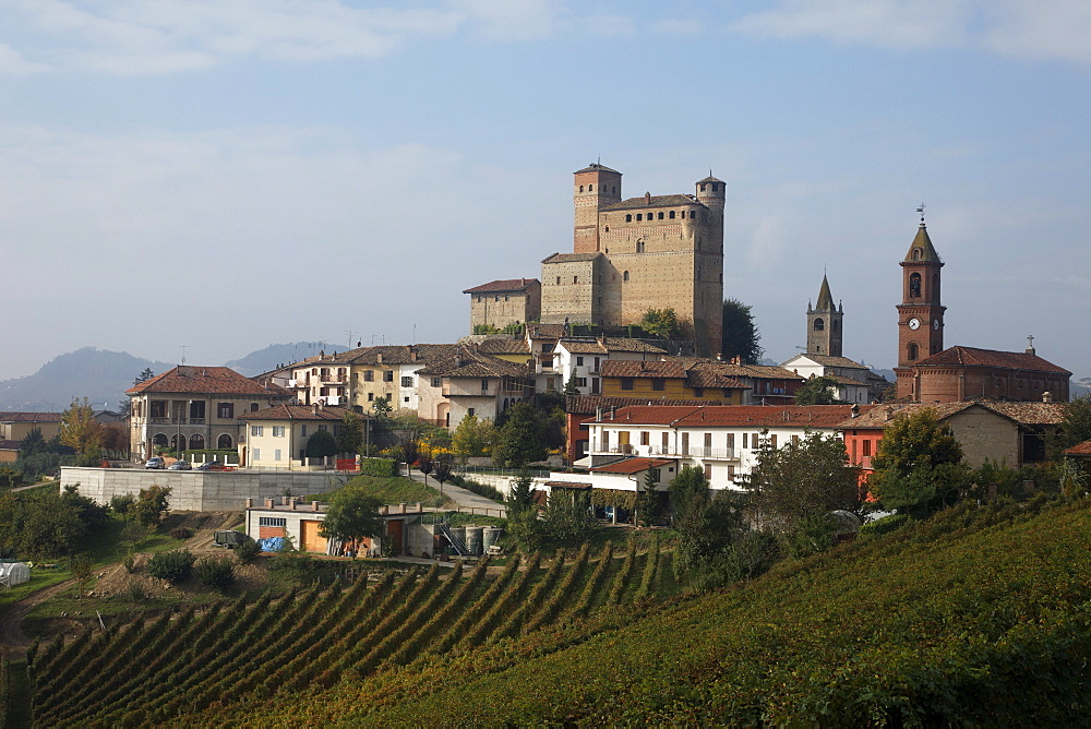 Serralunga d' Alba, Langhe, Piedmont, Italy