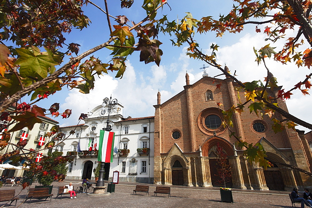 Cattedrale di Santa Maria Assunta e Gottardo, Asti, Monferrato, Piedmont, Italy