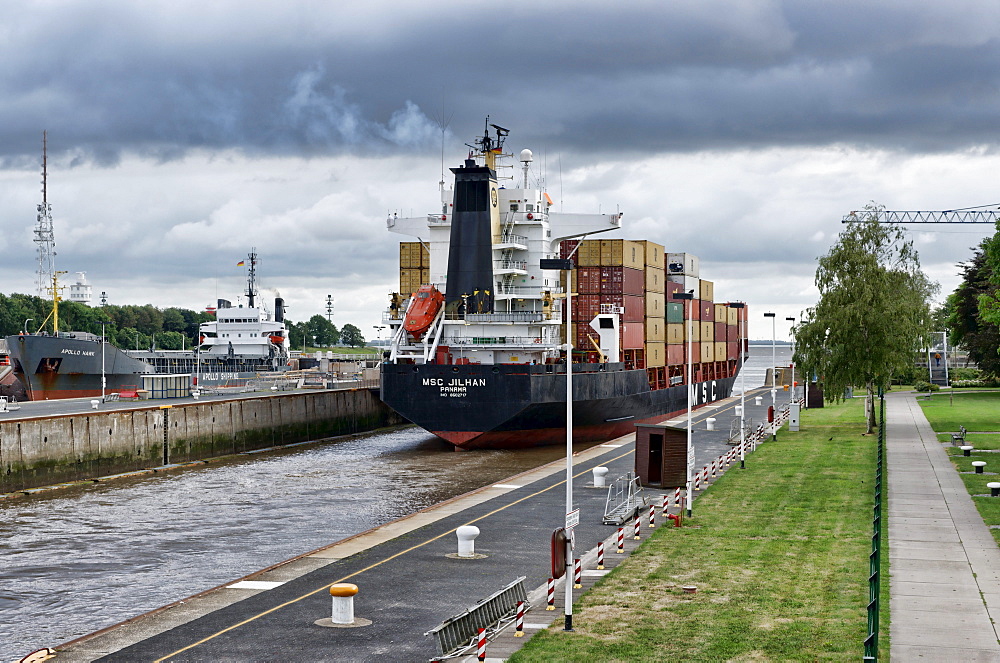 Sluice Station for the Kiel Canal, Brunsbuettel, Schleswig-Holstein, Germany