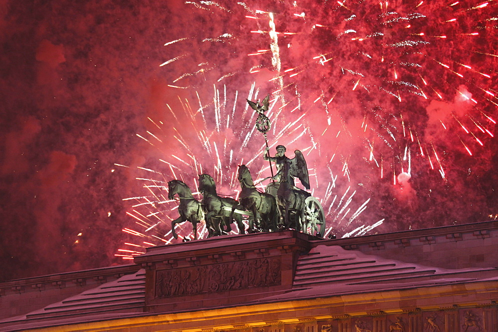 Quadriga on New Years Eve at Brandenburg Gate, Berlin, Germany, Europe