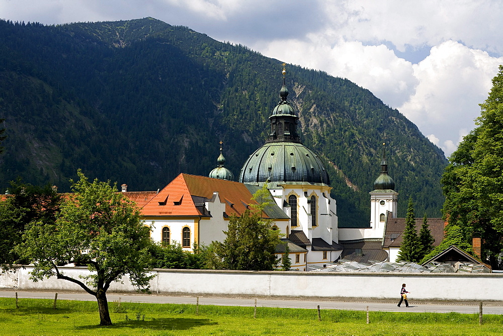 Ettal minster in the sunlight, Benedictine monastry, Ettal, Bavaria, Germany, Europe