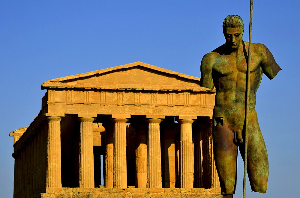 Sculpture by Igor Mitoraj, Daedalus, Concordia temple, Valle dei Templi, Agrigento, Sicily, Italy