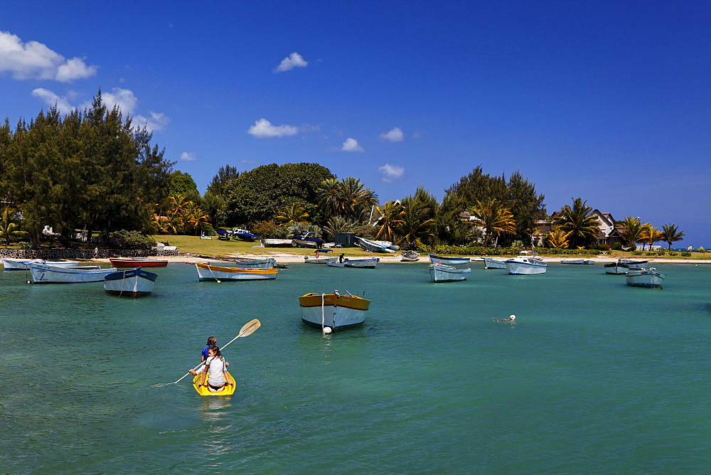 Boats and beach Coin de Mire, Cap Malheureux, Mauritius, Africa