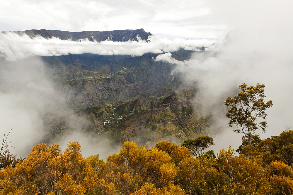 Dimitile, View into Cirque de Cilaos crater, La Reunion, Indian Ocean