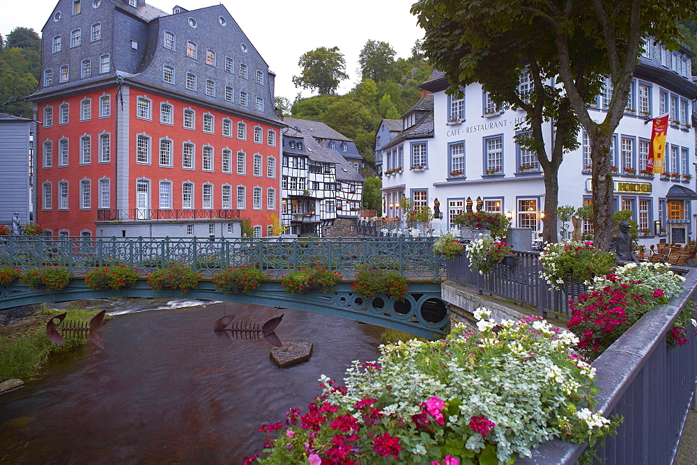 Monschau, Rotes Haus (1756-1765), Half-timbered house, Rur, Haller, Eifel, North Rhine-Westfalia, Germany, Europe