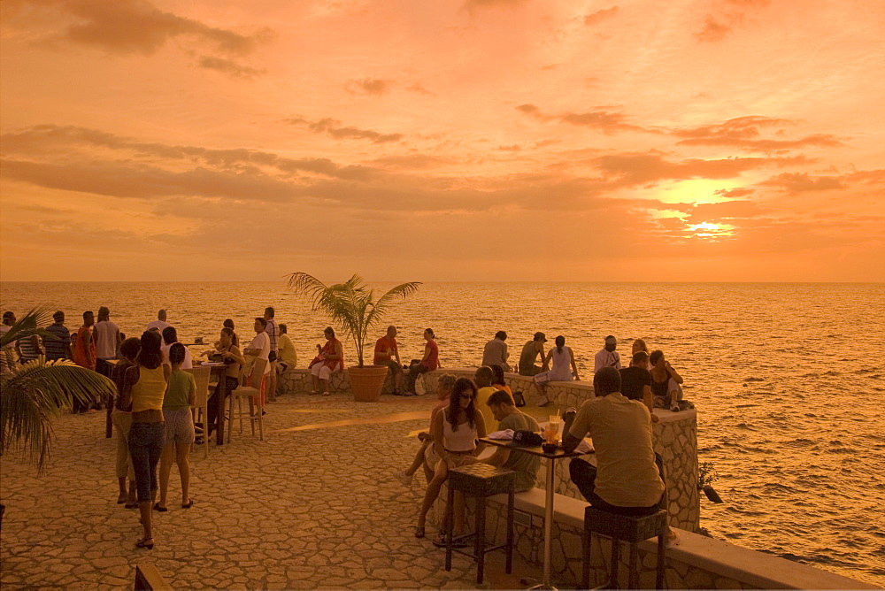 Jamaica Negril Ricks Cafe open air bar viewpoint at sunset