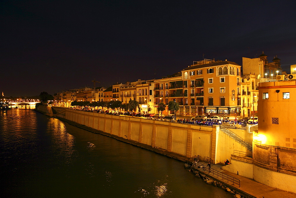 Shoreline of the river Guadalquivir, Seville, Andalusia, Spain