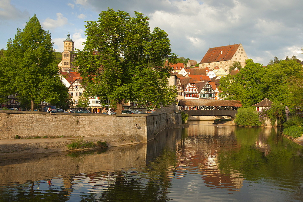 View across the Kocher river to the Old Town, Schwaebisch Hall, Hohenlohe region, Baden-Wuerttemberg, Germany, Europe