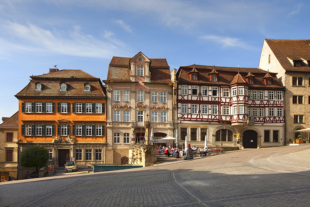 Street cafe and houses at historical marketplace, Schwaebisch Hall, Hohenlohe region, Baden-Wuerttemberg, Germany, Europe