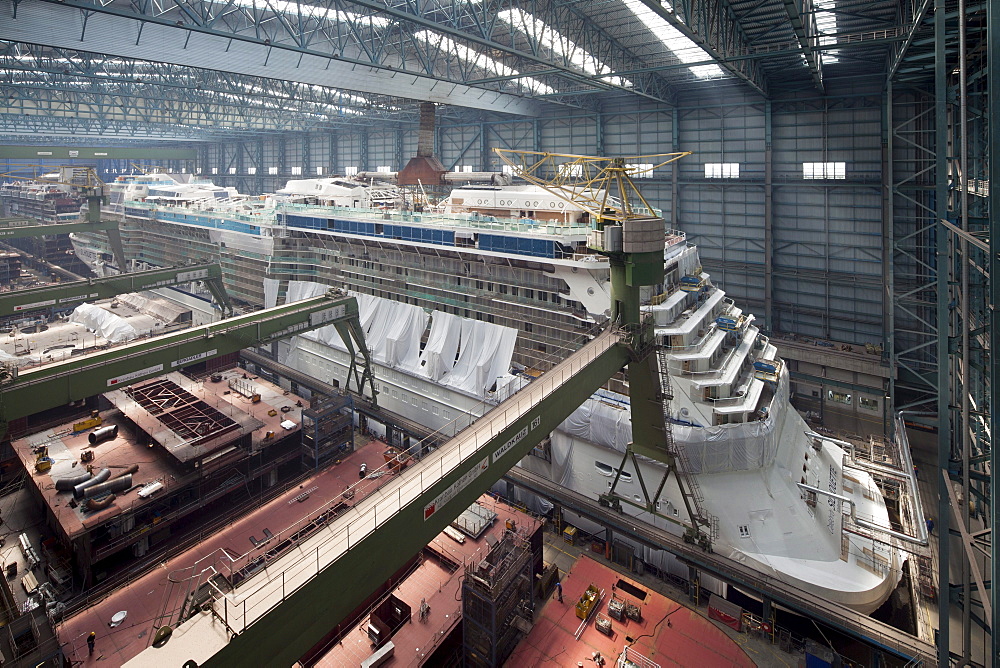 Cruiser under construction in dry dock, Meyer Werft, Papenburg, Lower Saxony, Germany