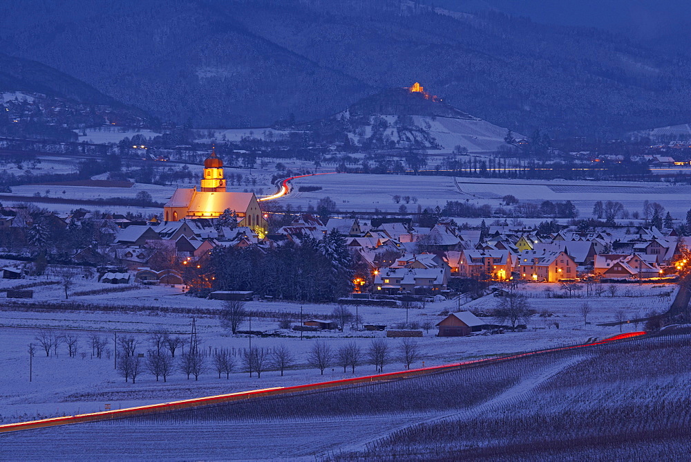 View from the Batzenberg at Kirchhofen and Staufen castle, Winter, Snow, Breisgau, Markgraeflerland, Southern part of the Black Forest, Black Forest, Baden Wuerttemberg, Germany, Europe