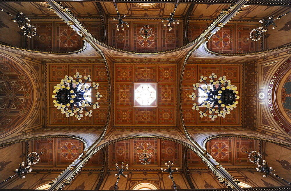 Interior view of the synagogue, Budapest, Hungary, Europe