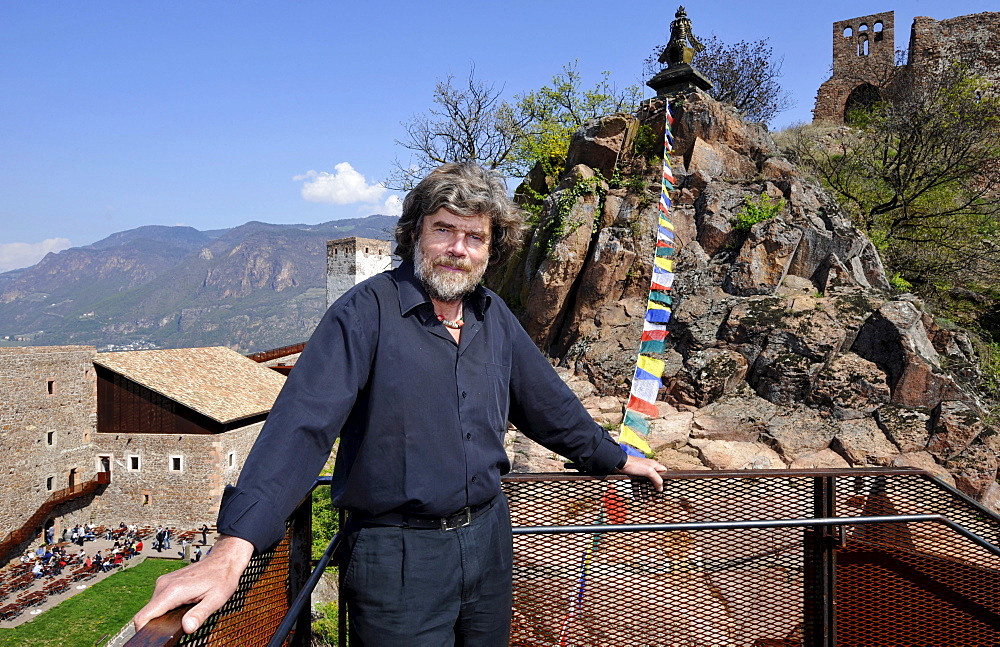 Reinhold Messner in front of Sigmundskron castle with Messner Mountain museum, Alto Adige, South Tyrol, Italy, Europe