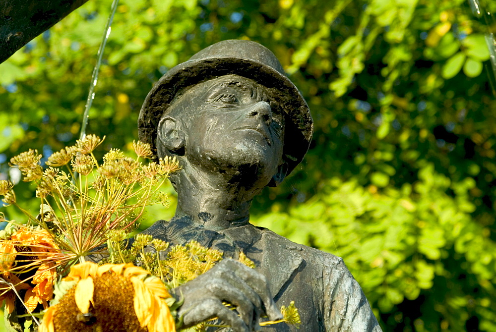 Statue of comedian Karl Valentin at Viktualienmarkt, Munich, Bavaria, Germany